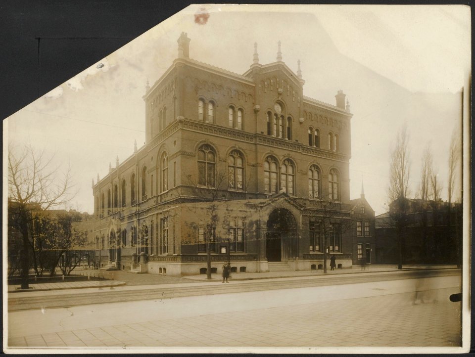 Gebouw der Vrije Gemeente ter gelegenheid van het veertig jarig bestaan. 1917…, Bestanddeelnr 158-2148