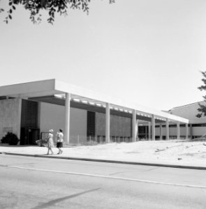 Gebouw, vermoedelijk het Helena Rubenstein Museum, Bestanddeelnr 255-1727