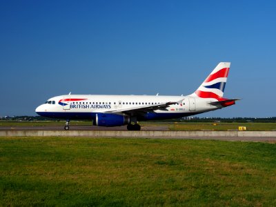 G-DBCJ British Airways Airbus A319-131 - cn 2981 taxiing 18july2013 pic-002