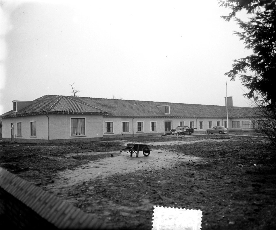 Gebouw en Internationaal Tehuis voor Ouderen van Dagen Huis en Haard te Arnhem, Bestanddeelnr 905-5039