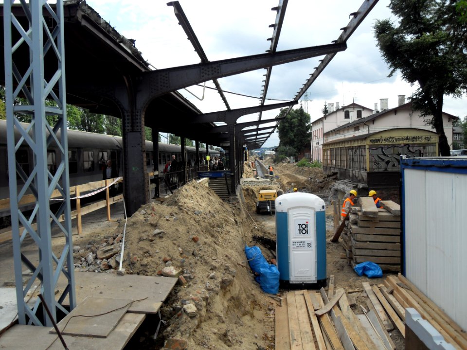 Gdańsk Oliwa – remont peronu dalekobieżnego (12)