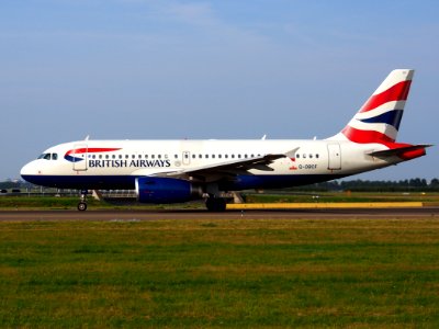 G-DBCF British Airways Airbus A319-131 - cn 2466, taxiing 22july2013 pic-006