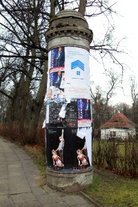Gdańsk Oliwa ulica Czyżewskiego – przedwojenny słup (1)