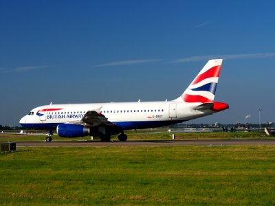 G-DBCF British Airways Airbus A319-131 - cn 2466 taxiing 15july2013 pic-006