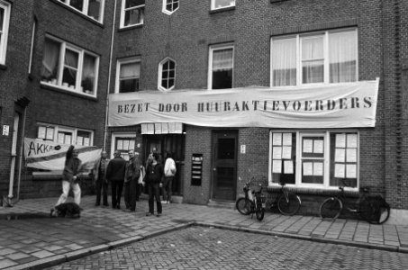 Gebouw van de Amsterdamse Federatie van Woningbouwcorp. bezet door huuractievoer, Bestanddeelnr 933-1822