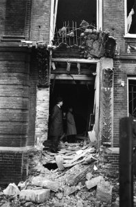 Gebouw na de ontploffing, Bestanddeelnr 924-4561