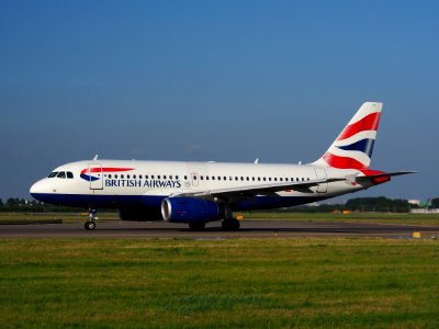G-DBCF British Airways Airbus A319-131 - cn 2466 taxiing 15july2013 pic-004