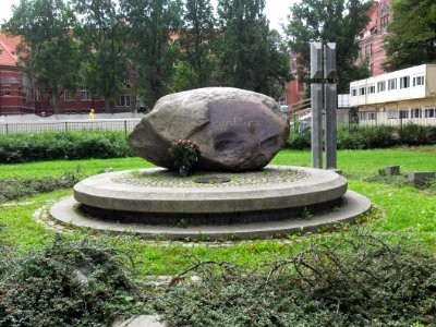 Gdańsk-pomnik w Parku Akademickim