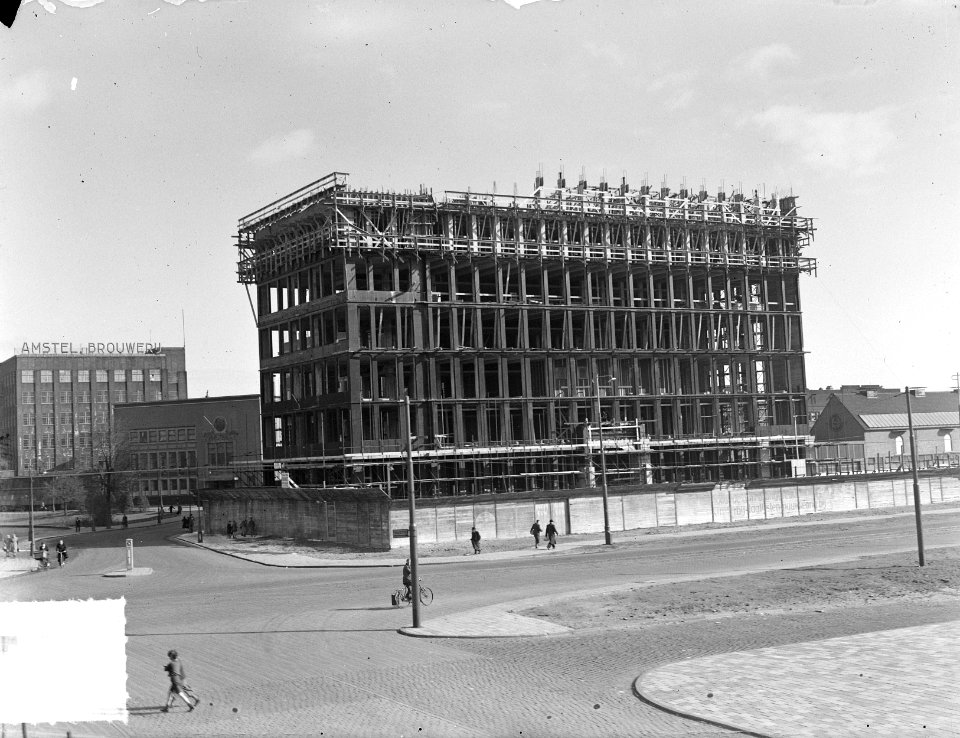 Gebouw Raad van Arbeid te Amsterdam in aanbouw, Bestanddeelnr 903-2504