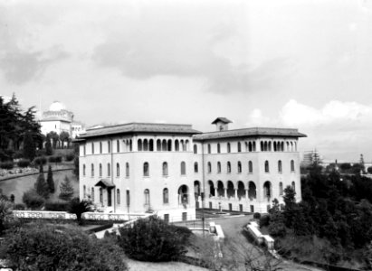 Gebouw van het Pauselijk Ethiopisch college in het Vaticaan, Bestanddeelnr 252-1765