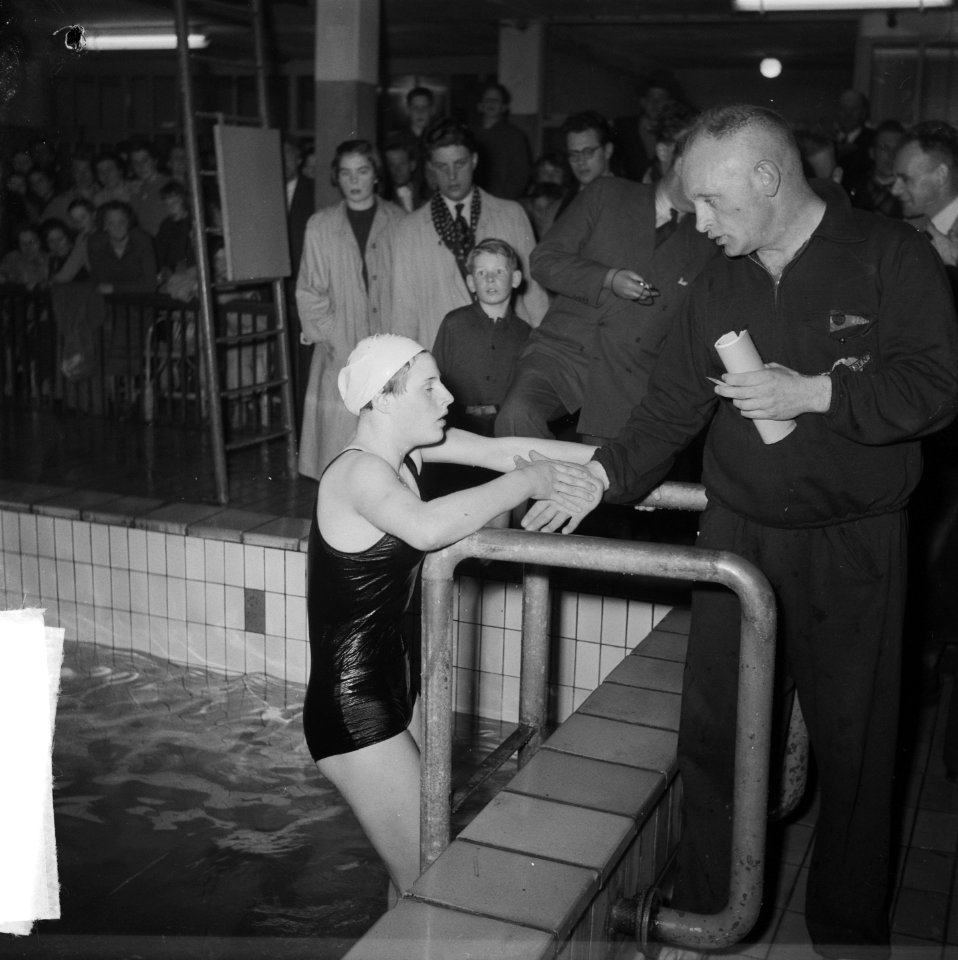 Geertje Wielema recordverbetering 500 meter vrije slag, Bestanddeelnr 904-5128