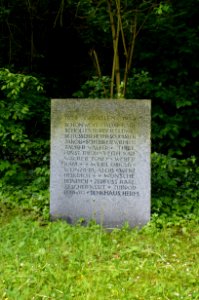 Gefallenendenkmal Alsbach, Stein 4