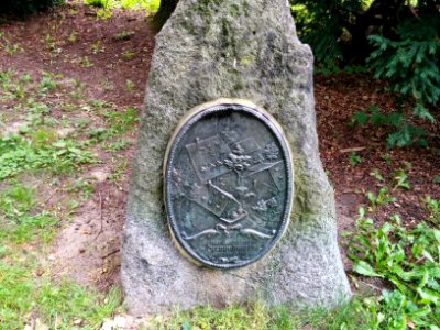 Gedenkstein für den abgegangenen Deumentenhof