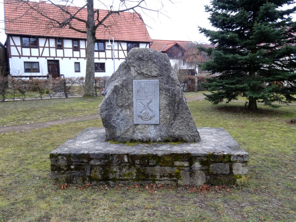Gedenkstein 875 Jahre Hüpstedt