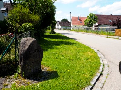Gedenkstein Breiten Süd Nord Siebnach (02)