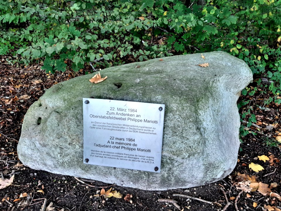 Gedenkstein Philippe Mariotti DölauerHeide