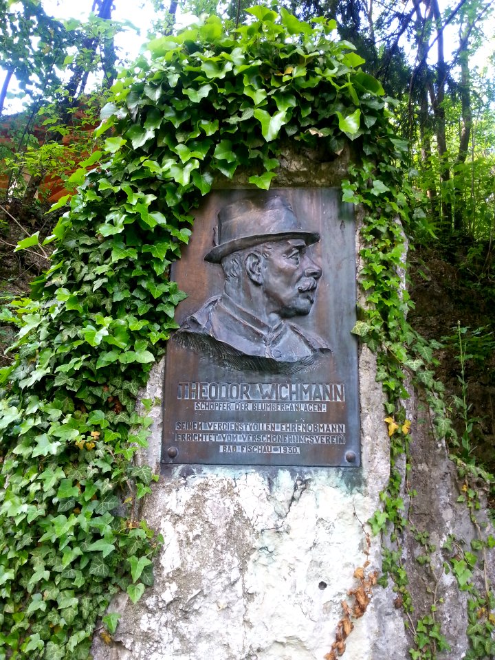 Gedenktafel Th. Wichmann Bad Fischau