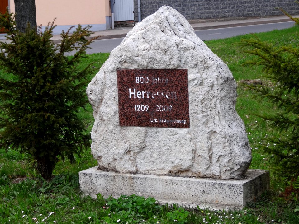 Gedenkstein in Herressen