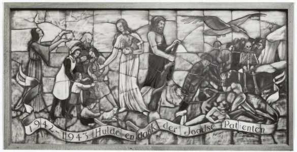 Gedenkraam ontworpen en gemaakt door de Haarlemse kunstenaar Frans Balendong, in het Provinciaal Psychiatrisch Ziekenhuis. NL-HlmNHA 54010742