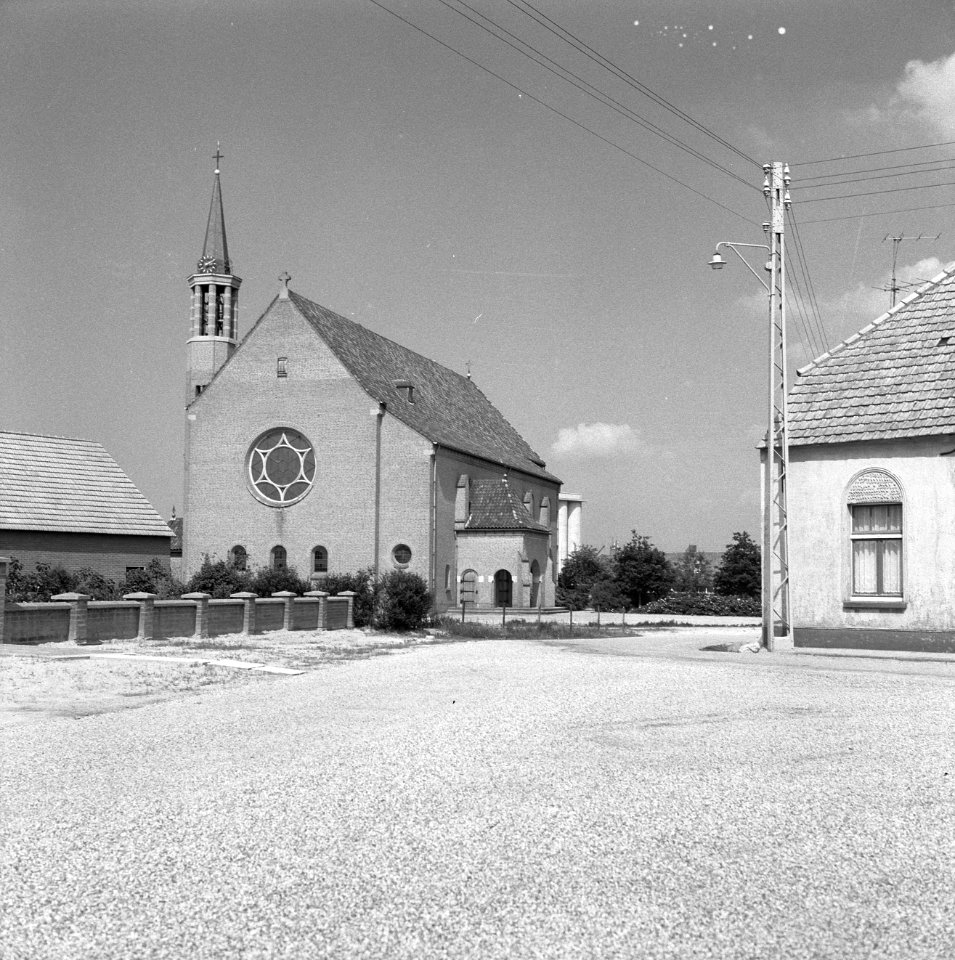 Gebouwen, boerderijen, ruilverkavelingen, dorpsgezichten, Bestanddeelnr 163-0255