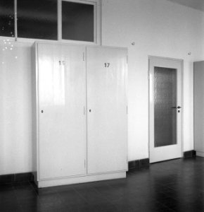 Gebouwen, interieur, deuren, kasten, Bestanddeelnr 251-7903