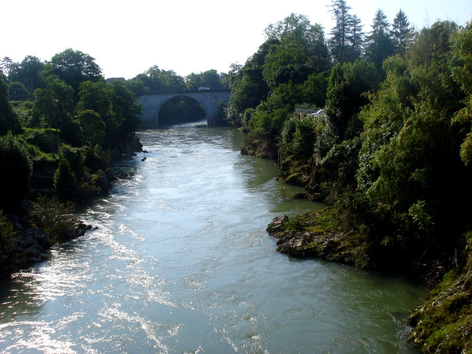 Gave de Pau vers l'aval, Orthez (Pyr-Atl, Fr)