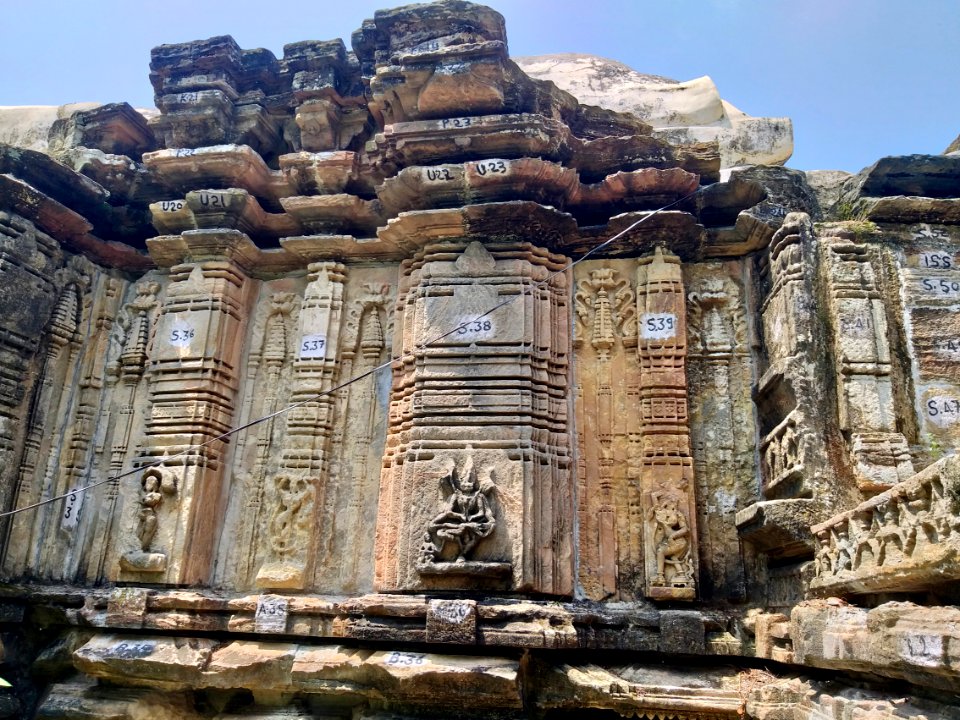 Gautamesvara temple Manthani, Telangana - 7