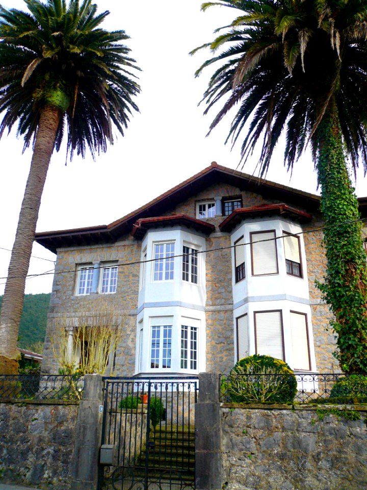 Gautegiz Arteaga 18
