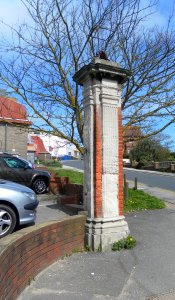 Gate piers, lamp standards and walls at Bristol Gate, Kemptown, Brighton (NHLE Code 1380026) (April 2013) (2)
