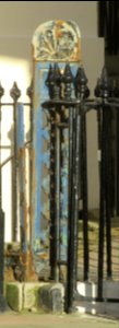 Gate Piers at 8 and 9 Cavendish Place, Brighton (January 2017)