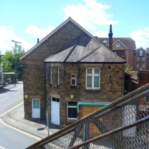 Gatwick Islamic Centre and Mosque, High Street, Horley (August 2016) (2)