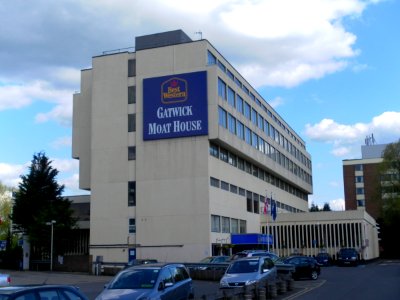 Gatwick Moat House Hotel, Povey Cross Road, Povey Cross