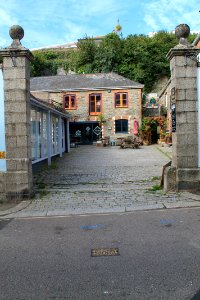 Gateway And Street Frontage Walls Of Former Stables At Carn's Yard