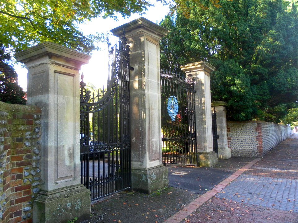 Gate Posts and Wall at Eastbourne College, College Road, Eastbourne (NHLE Code 1190253) (October 2012)