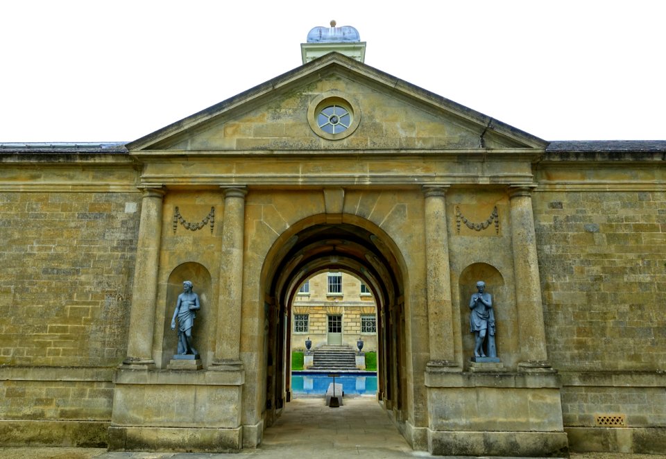 Gateway - Buscot Park Gardens - Oxfordshire, England - DSC00314