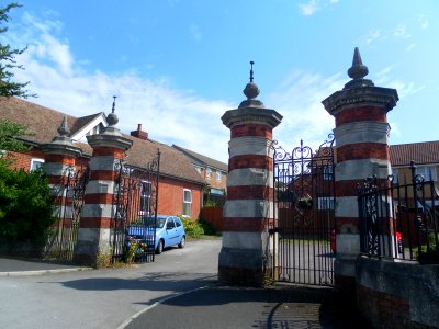 Gates, Gate Piers and Walls at former Bevendean Hospital, Bevendean Road, Brighton (NHLE Code 1380000) (August 2013) (1)