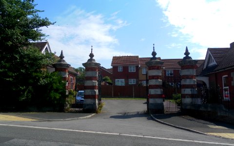Gates, Gate Piers and Walls at former Bevendean Hospital, Bevendean Road, Brighton (NHLE Code 1380000) (August 2013) (