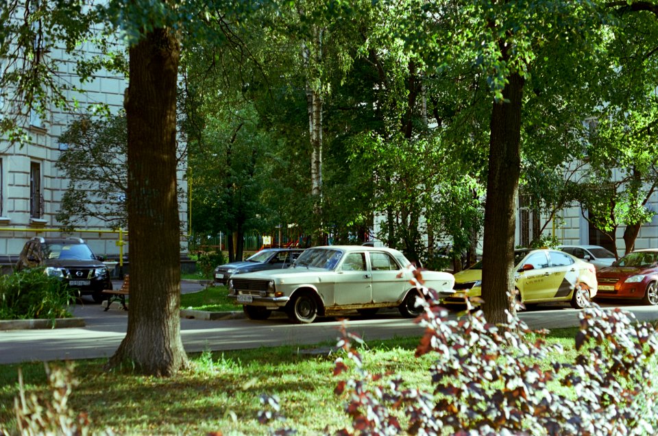 GAZ-24 Moscow 2020-08 Sherbakovskaya
