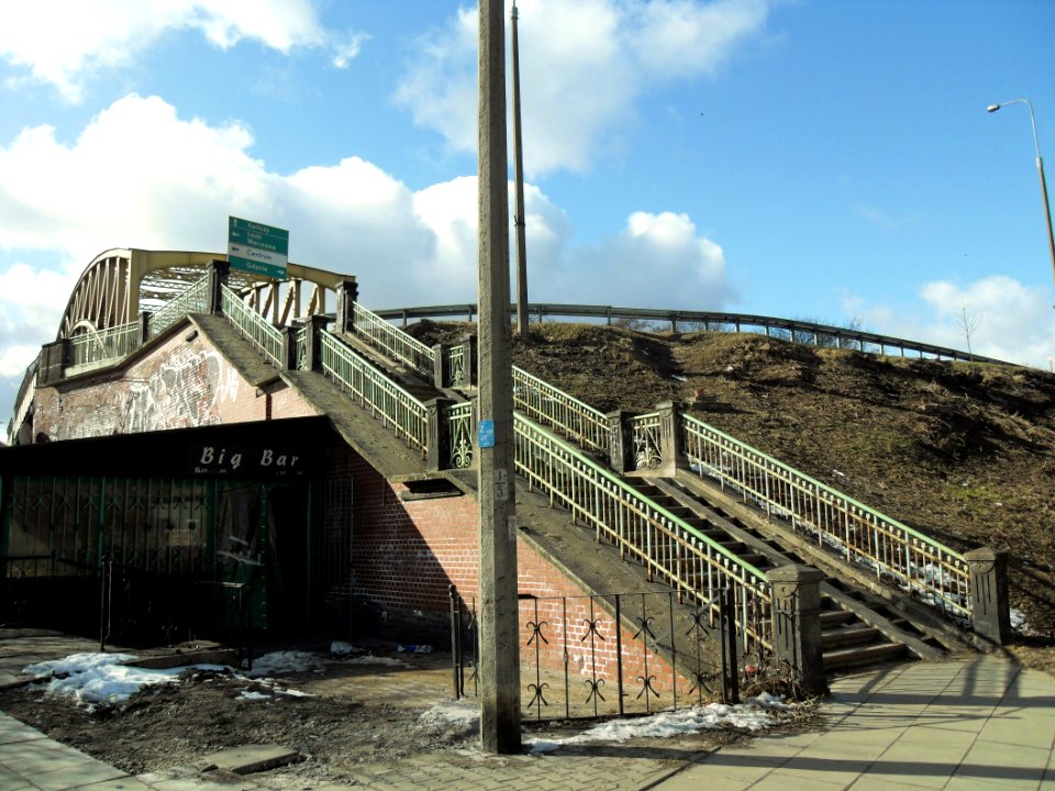 Gdańsk – żółty wiadukt schody (2)