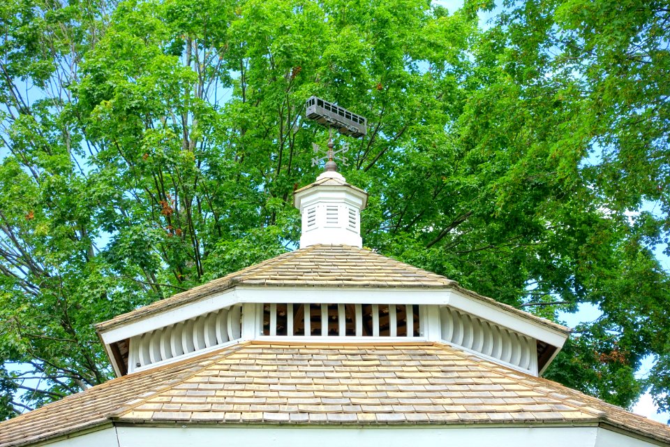 Gazebo - Hudson Town Common - Hudson, New Hampshire - DSC07464