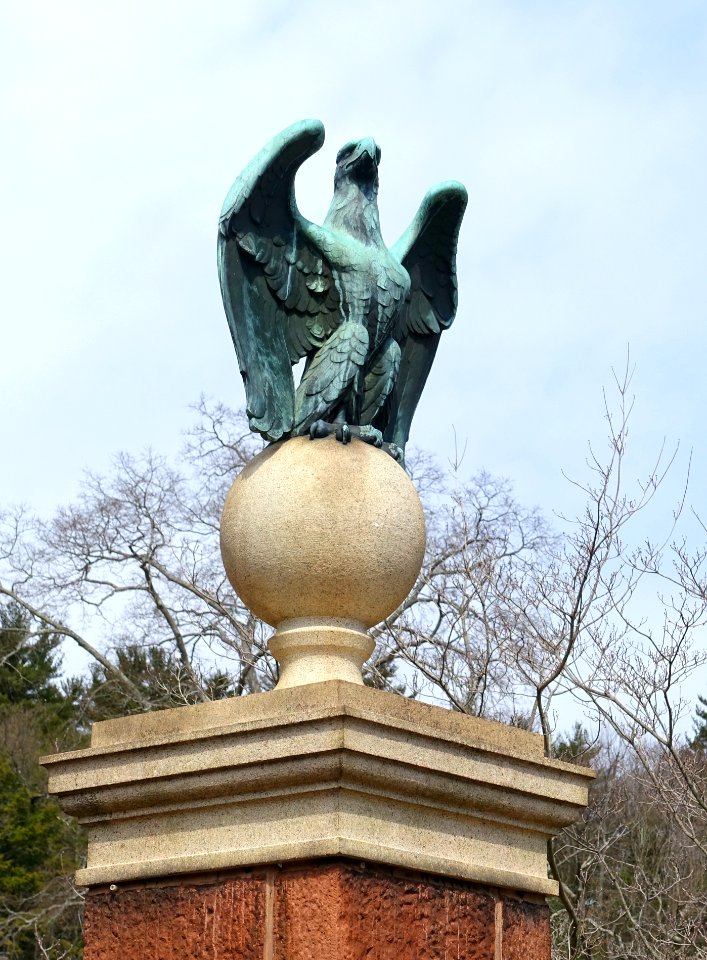 Gateway detail - Simsbury Cemetery - Simsbury, CT - DSC00633