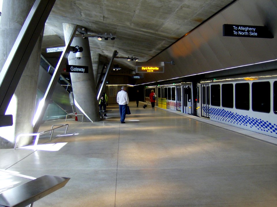 Gateway Station, 2012-03-26, 02
