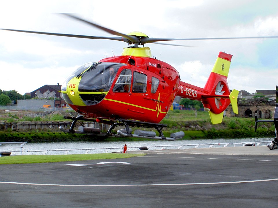 G-BZRS pic4