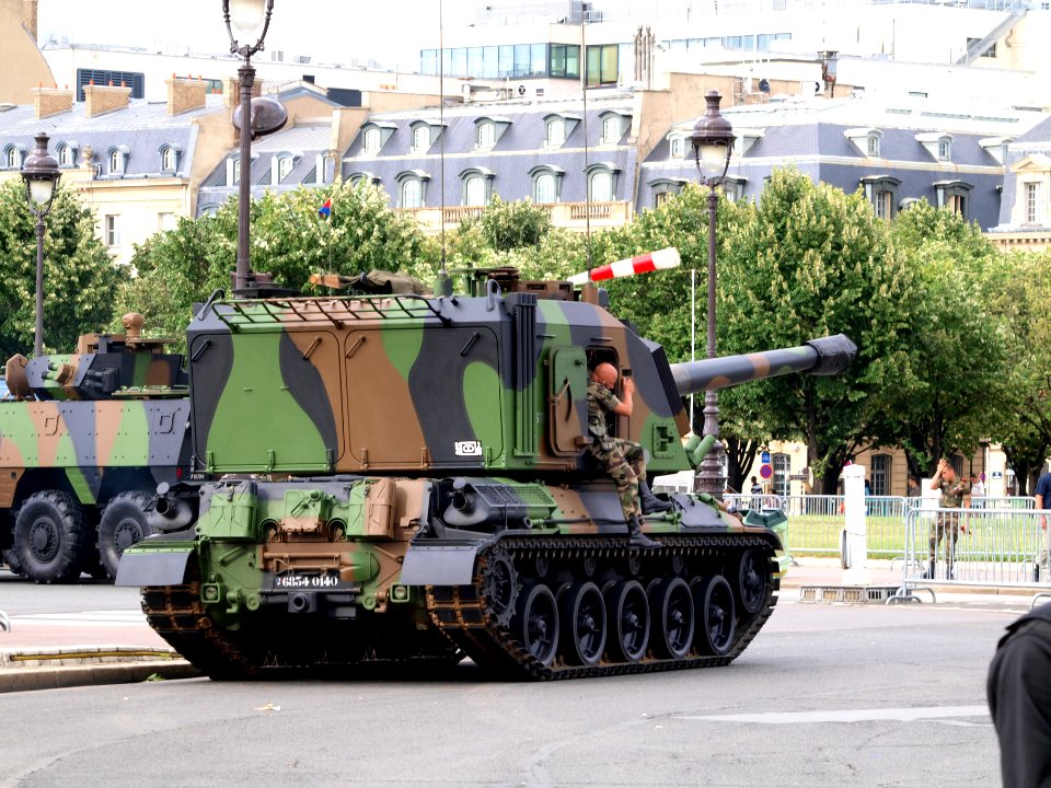 GCT 155mm AUF1, French army licence registration '6834 0140', Strasbourg 1944, photo-3