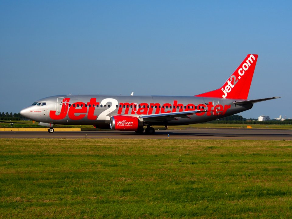 G-CELI Jet2 Boeing 737-330 - cn 23526 taxiing 18july2013 pic-005