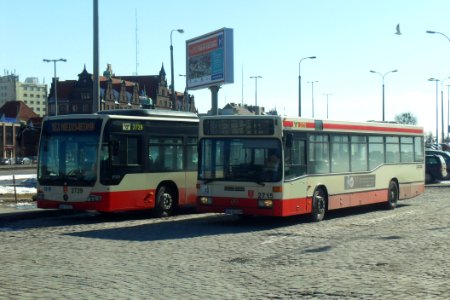 Gdańsk Śródmieście 2 autobusy miejskie Mercedes