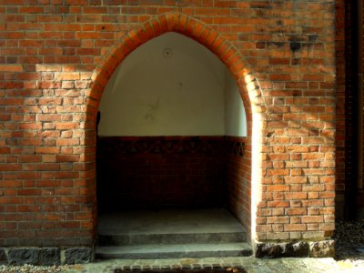 Gdańsk kościół Najświętszego Serca Jezusowego (wejście boczne wschodnie)