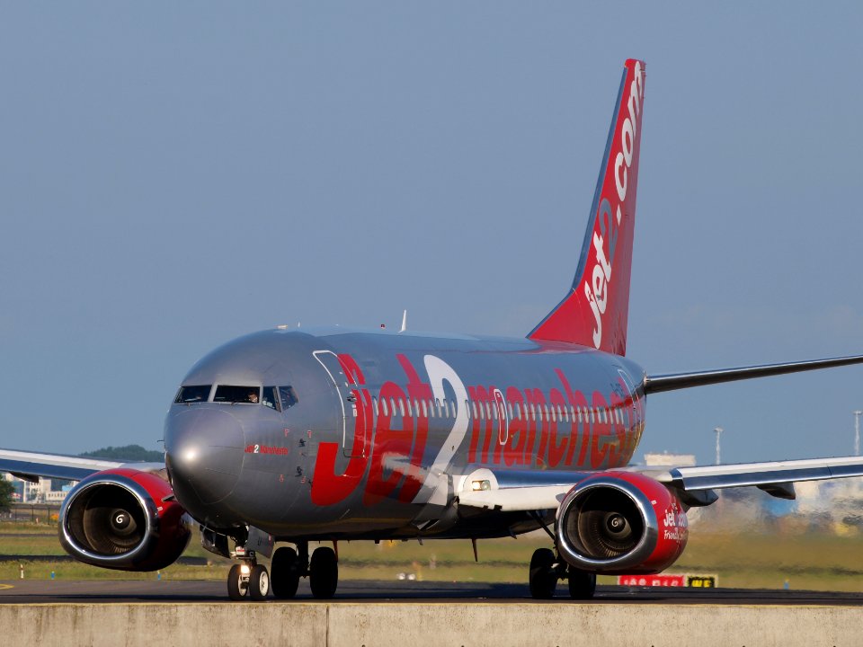 G-CELI Jet2 Boeing 737-330 - cn 23526 taxiing 18july2013 pic-002