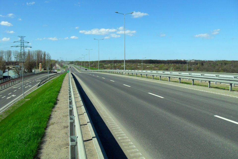 Gdańsk Trasa Sucharskiego (po lewej Przeróbka, po prawej Stogi)
