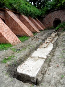 Gdańsk Grodzisko - bateria moździerzy w renowacji (4)